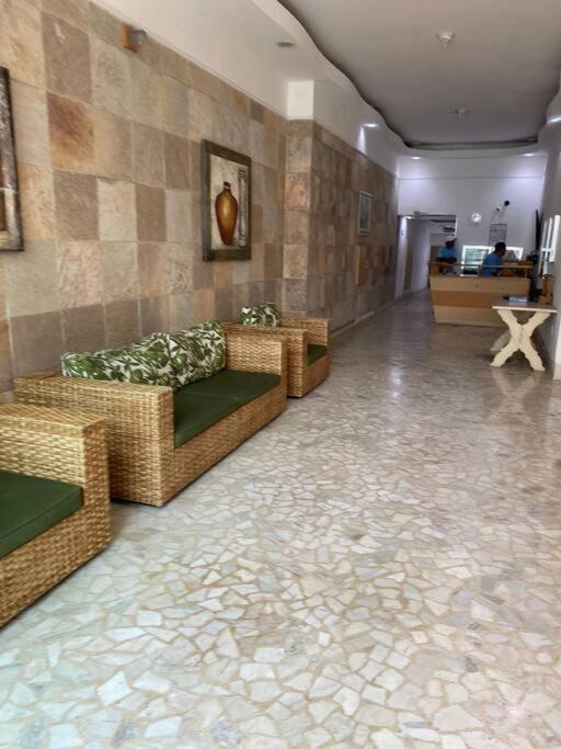 Ap Em Guaruja - 2 Quartos Com Dependencia Exterior foto